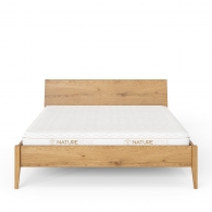 Łóżko z litego drewna dębowego z drewnianym zagłówkiem - Möbel Assen